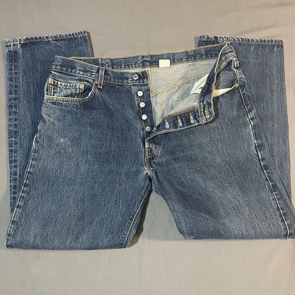 Vintage Levi’s 501XX Jeans Mens 38x31 Button Fly Med Wash 100% Cotton Made Mex